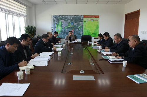 董事長(zhǎng)寧興剛一行到秦嶺國(guó)家植物園交流項(xiàng)目合作