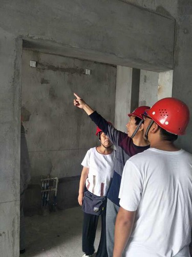 銅煤公司承建的渭南臨渭區(qū)朝陽大街拆遷安置小區(qū)A-9、A-10#樓順利完成竣工預(yù)驗(yàn)收