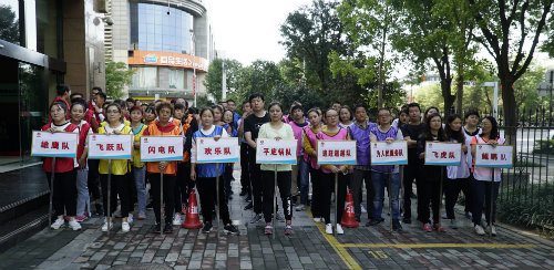 展現(xiàn)追趕精神，奮發(fā)超越活力