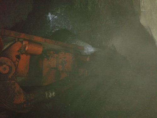 陜煤建設(shè)掘進公司:打造“鐵軍”不停歇 節(jié)日間喜迎巷道貫通