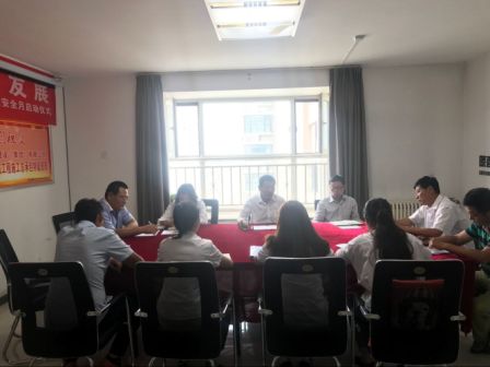 陜煤建設(shè)地基分公司傳達(dá)學(xué)習(xí)陜煤建設(shè)集團(tuán)三季度追趕超越點(diǎn)評(píng)會(huì)和市場(chǎng)開發(fā)會(huì)會(huì)議精神