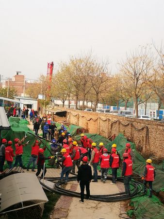 人心齊、泰山移，團(tuán)結(jié)就是力量