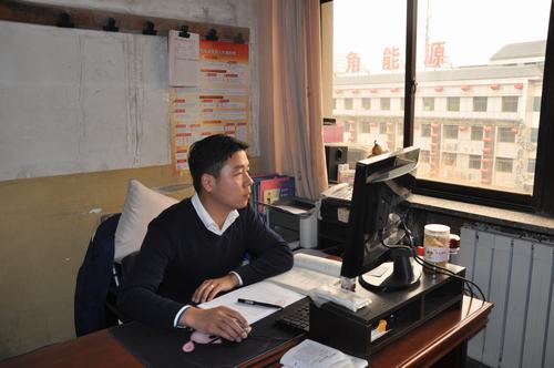 陜煤建設韓城分公司熱議《中國共產黨支部工作條例（試行）》