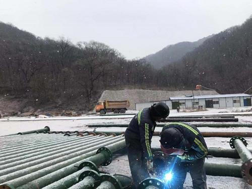 陜西煤建設(shè)機電安裝公司：跨年，我們在井下