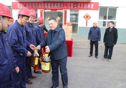 瞧，我們的春節(jié)這樣過