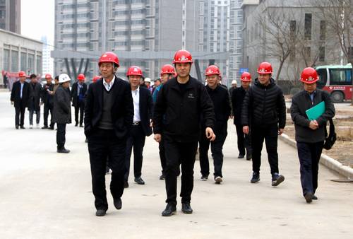 陜煤建設(shè)銅煤公司：齊心協(xié)力 追趕超越 共筑銅煤1#、2#小區(qū)新家園