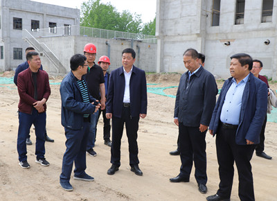 漢中市漢臺(tái)區(qū)委書記曹宇調(diào)研陜煤建設(shè)漢中分公司鋪鎮(zhèn)污水處理廠截污干管項(xiàng)目