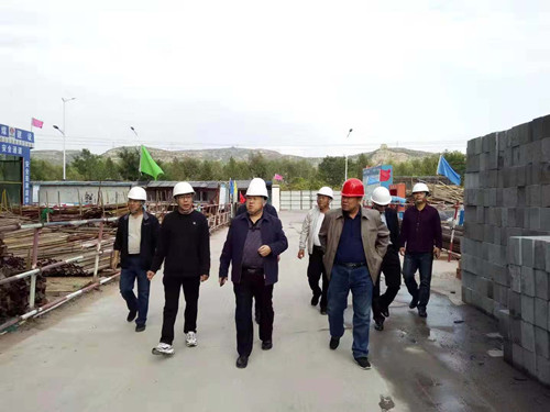 王寧赴陜煤神木住宅小區(qū)B區(qū)26#住宅樓工程施工現(xiàn)場(chǎng)檢查指導(dǎo)工作