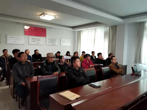 商洛市商州區(qū)消防大隊與大秦置業(yè)業(yè)主共同組織消防實(shí)戰(zhàn)演練培訓(xùn)