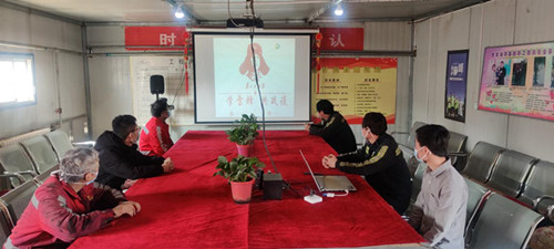 陜煤建設機電安裝公司：學雷鋒，共戰(zhàn)“疫”