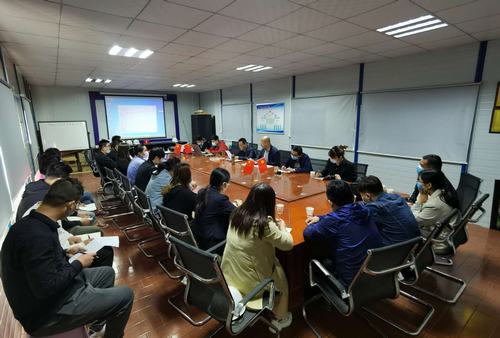 座談交流共提高，凝聚共識促發(fā)展