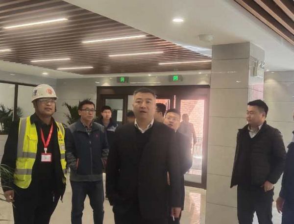 陜煤建設(shè)天工公司承建的1#宿舍順利通過竣工驗收