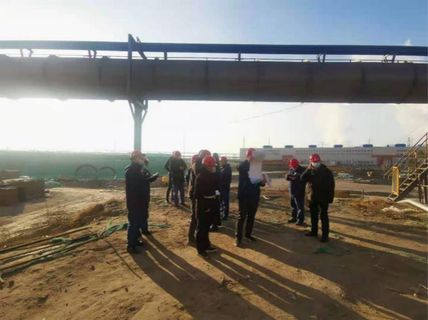 漢中分公司承建的龍鋼公司 煉鐵廠5#高爐增設撥風系統(tǒng)工程順利通過竣工驗收