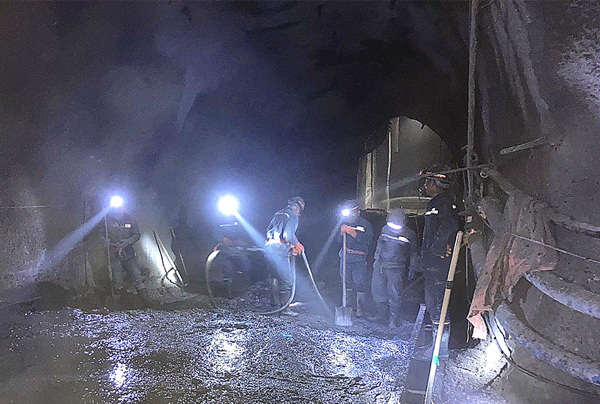 陜煤建設(shè)礦建三公司崔木項(xiàng)目部：春節(jié)不停工，力爭“開門紅”