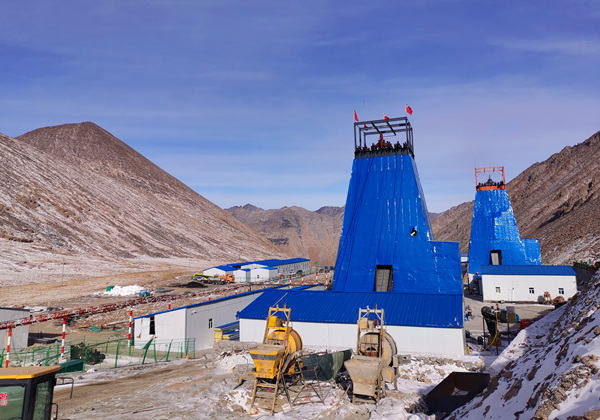 【五一項目建設專題十三】陜煤建設礦建三公司：喜迎五一，天山項目建設大干正酣！