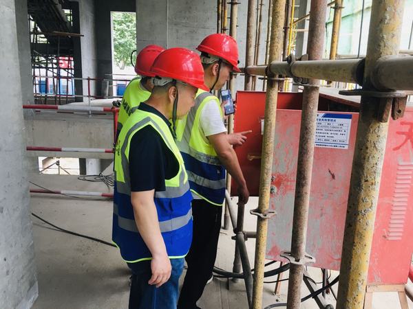 陜煤建設(shè)韓城分公司土建二項(xiàng)目部：三足鼎“力”，迅速掀起“勞動(dòng)競賽”活動(dòng)熱潮