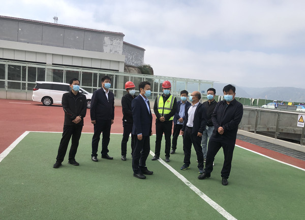 彬州市市長(zhǎng)陳加寶、副市長(zhǎng)馮永勝蒞臨銀西高鐵彬州站前廣場(chǎng)項(xiàng)目調(diào)研指導(dǎo)