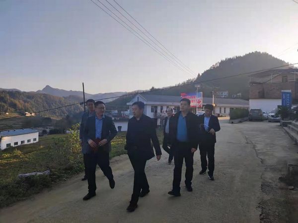 陜煤集團紀委督導組深入建設集團定點幫扶村開展督導調(diào)研