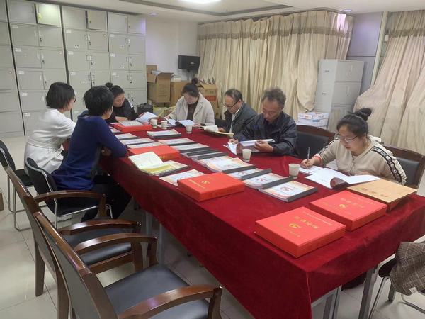 陜煤建設(shè)礦建二公司與礦建三公司開展黨支部標(biāo)準(zhǔn)化對(duì)標(biāo)活動(dòng)