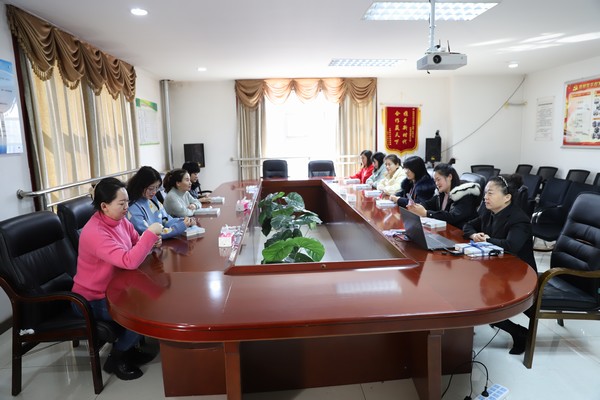 陜煤建設(shè)洗選煤運(yùn)營公司：@姐妹們，我們這樣過“三八”