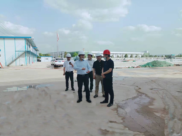 成都市金堂縣委常委、統(tǒng)戰(zhàn)部部長朱和金一行蒞臨四川龐源成都智能制造項(xiàng)目檢查指導(dǎo)工作