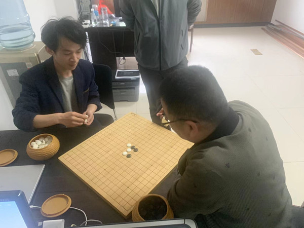 陜煤建設(shè)咸陽分公司第二項(xiàng)目部：喜迎“五一”勞動(dòng)節(jié)，生產(chǎn)娛樂“兩不誤”