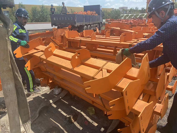 陜煤建設(shè)機(jī)電安裝公司：戰(zhàn)高溫 趕進(jìn)度