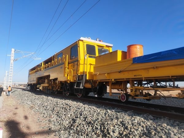 奮戰(zhàn)不停歇，陜煤建設(shè)路橋分公司靖神鐵路項(xiàng)目部完成多個(gè)節(jié)點(diǎn)目標(biāo)任務(wù)