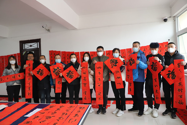 陜煤建設(shè)機(jī)電安裝公司開展“迎新納?！彼痛郝?lián)活動(dòng)