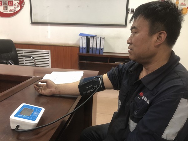 陜煤建設洗選煤運營公司檸條塔運營項目部:  關愛員工 迎戰(zhàn)高溫酷暑