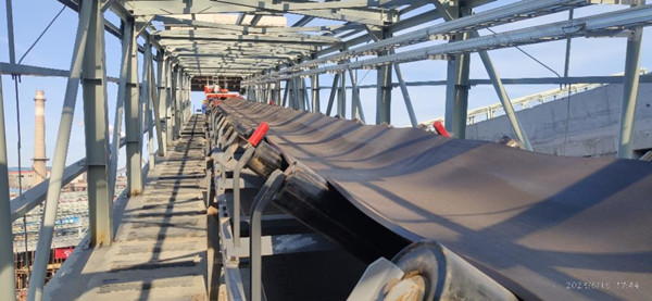 陜煤建設(shè)漢中分公司龍鋼機械化綜合一次料場項目帶式輸送機試運轉(zhuǎn)圓滿完成