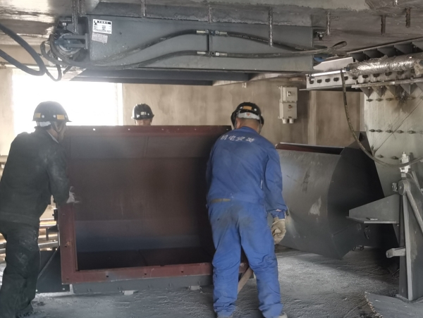 陜煤建設(shè)機(jī)電安裝公司黃陵項(xiàng)目部?jī)?chǔ)煤設(shè)備改造項(xiàng)目穩(wěn)步推進(jìn)