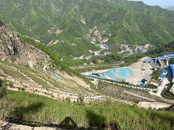 搶工期、保質(zhì)量，只爭朝夕施工忙