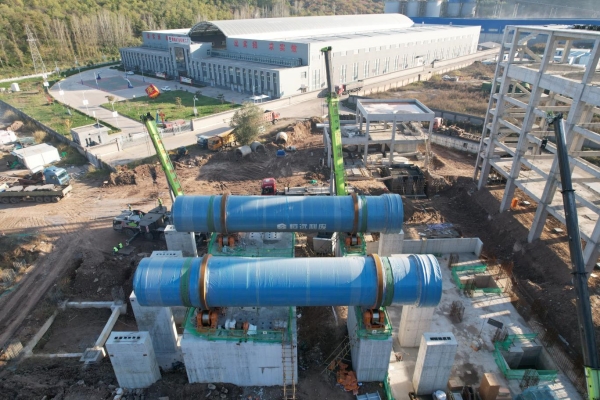 陜煤建設(shè)機(jī)電安裝公司煤矸石制陶粒項目回轉(zhuǎn)窯吊裝安全完成