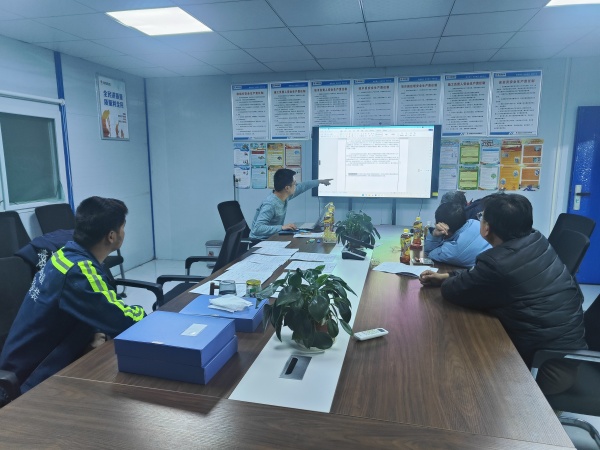 陜煤建設(shè)機電安裝公司：備戰(zhàn)供暖季 點“暖”這個冬天