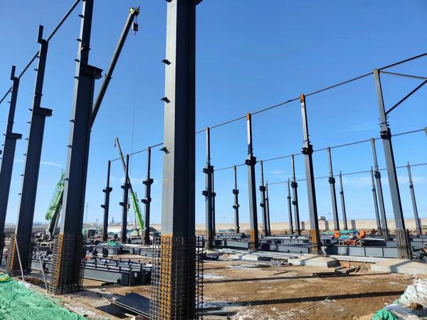 陜煤建設(shè)渭南分公司第十五項目部頂嚴(yán)寒搶工期 打響冬季施工“攻堅戰(zhàn)”