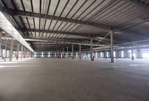 陜煤建設(shè)內(nèi)蒙古分公司承建的新能源高端智能制造項目新建工業(yè)廠房順利通過主體驗收