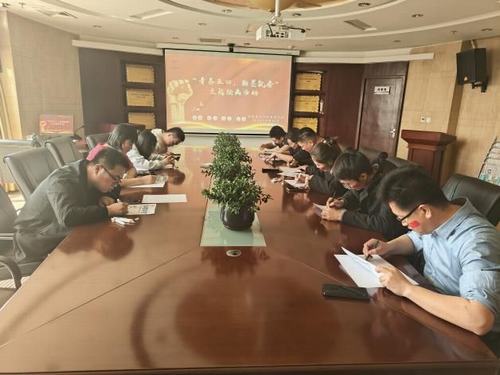 陜煤建設(shè)內(nèi)蒙古分公司組織開展“青春五四，翰墨飄香”主題繪畫活動(dòng)