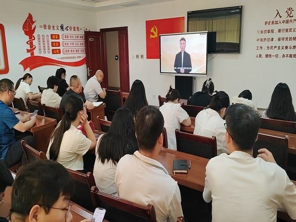 陜煤建設(shè)煤礦運(yùn)營(yíng)服務(wù)分公司：積極開展《信訪工作條例》實(shí)施兩周年學(xué)習(xí)宣傳活動(dòng)