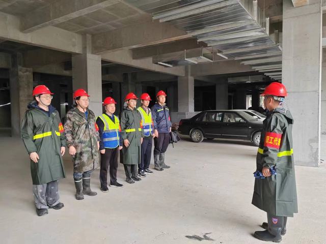 砥礪奮進，青春建功