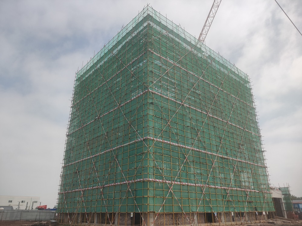 陜煤建設(shè)渭南分公司第三項目部胡家河礦二號風(fēng)井項目提升機(jī)房工程主體結(jié)構(gòu)順利封頂