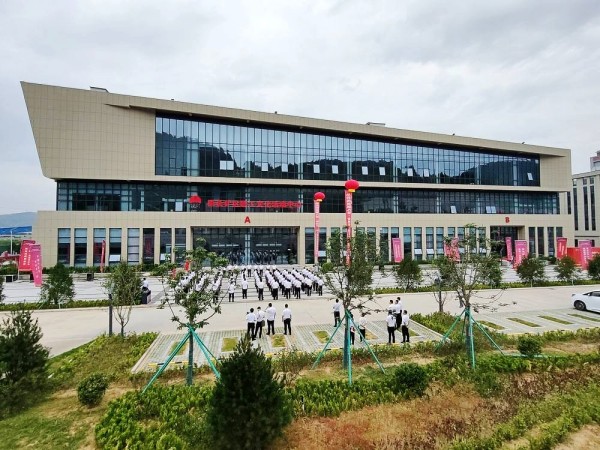 陜煤建設(shè)渭南分公司承建的彬長礦區(qū)職工文化活動中心順利交付使用