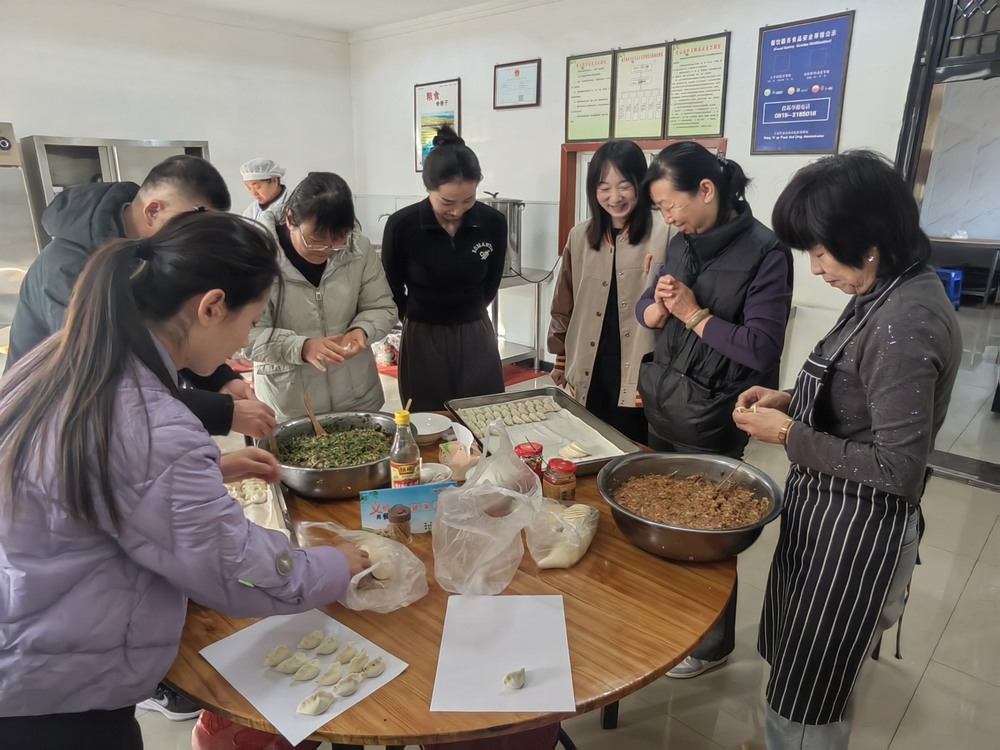 陜煤建設(shè)機(jī)電安裝公司：情暖冬至 爭(zhēng)當(dāng)主“餃”