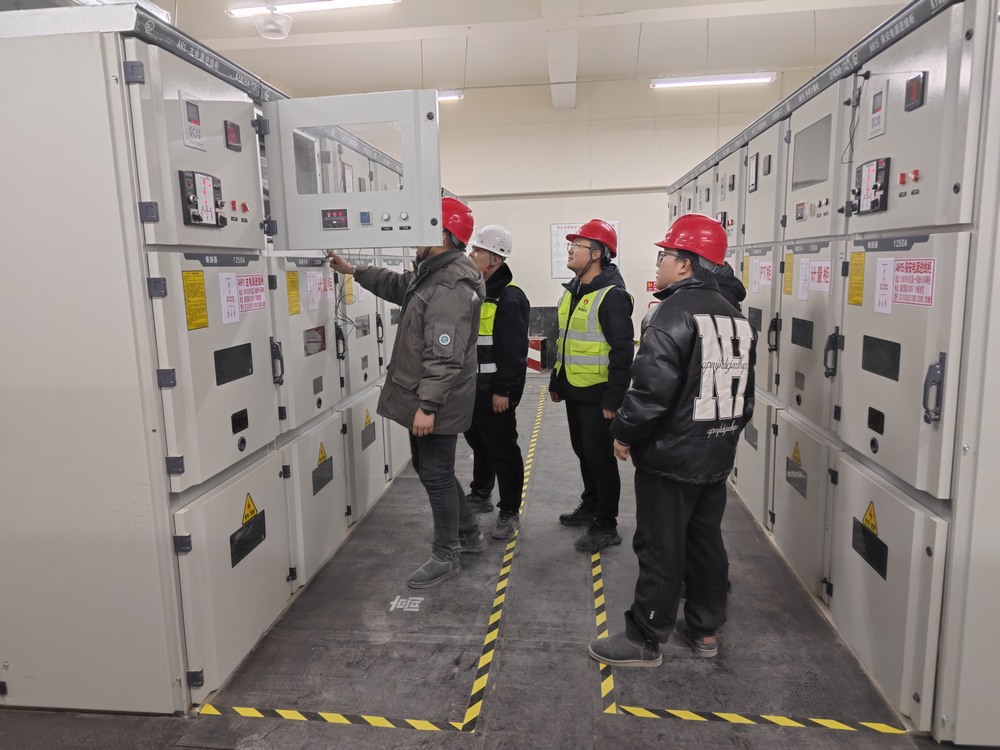 陜煤建設(shè)銅煤公司泰寶酒店式公寓項(xiàng)目“喜迎”送電 展現(xiàn)高效執(zhí)行力。