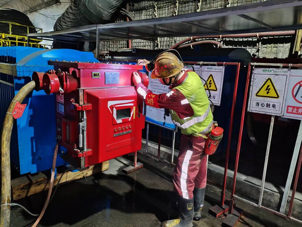 陜煤建設(shè)機(jī)電安裝公司：青春有我，共繪新春華彩